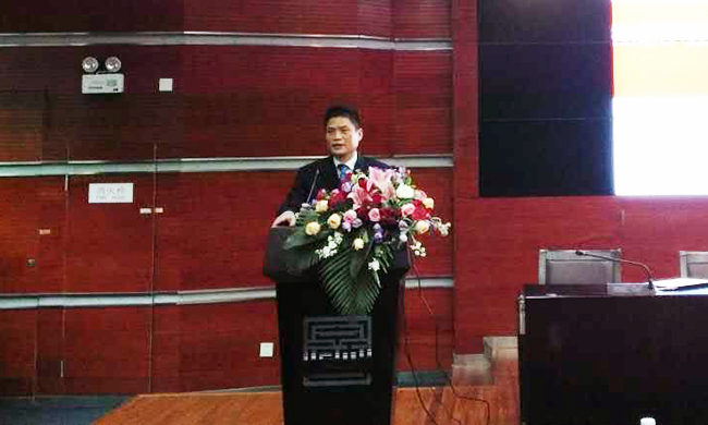 在北京师范大学2016年“物联网国际会议-IIKI2016”上。庄闲游戏董事长杨冰之并“物联网及中国发展现状、政策与发展前瞻”为题作精彩演讲。