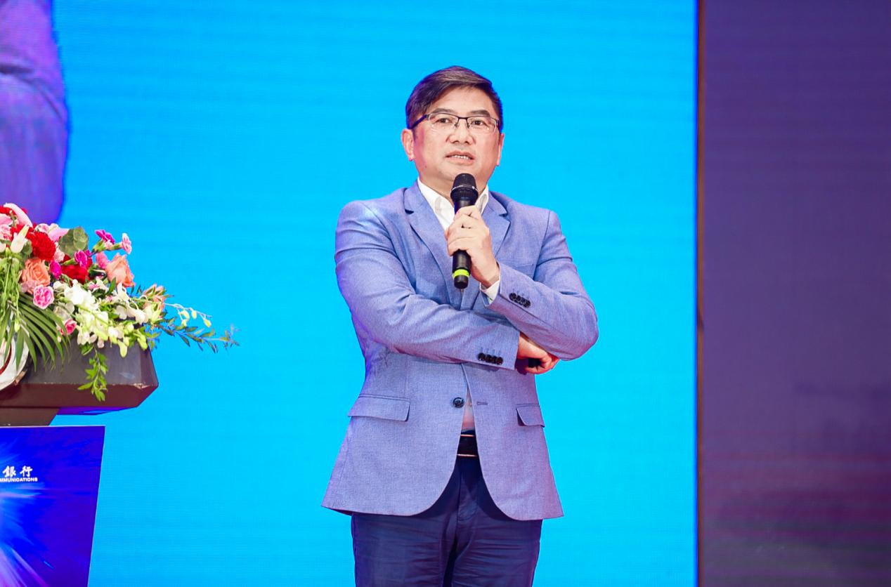 吴余龙：超级集成与超级App——基于北斗网格码的城市时空服务与价值逻辑