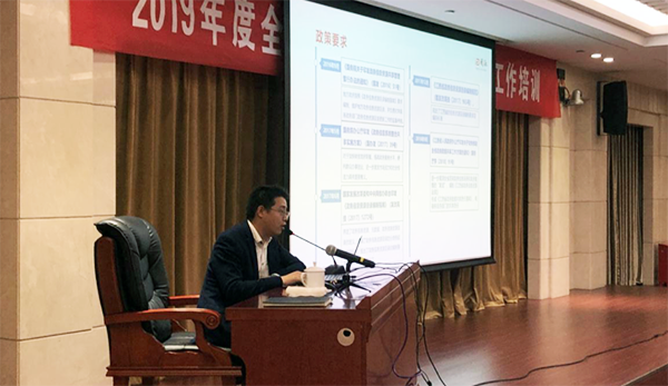庄闲游戏高级咨询师周勤